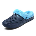 Pantufa Unissex Peluciada Vazada com Solado Antiderrapante