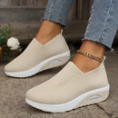 Tênis Feminino Slip On Casual Macio e Antiderrapante